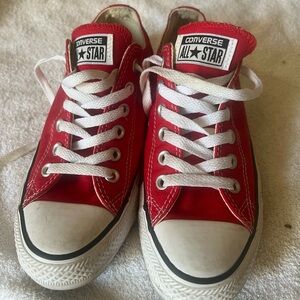 Converse lows men’s size 5